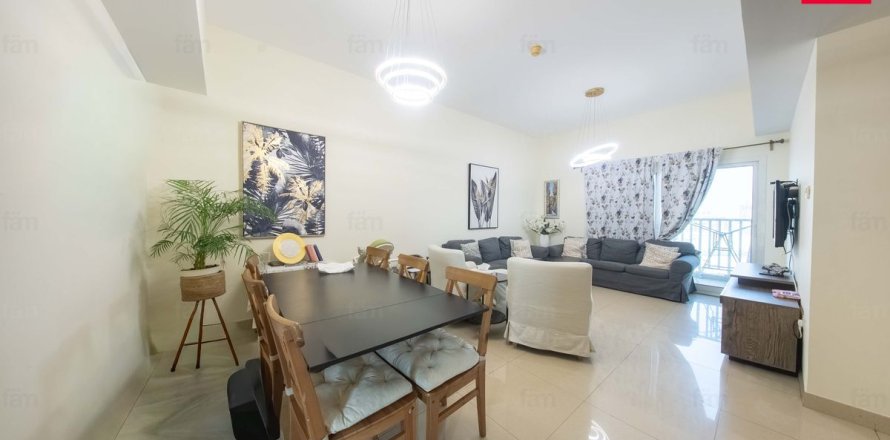 Квартира с 3 спальнями  №120504