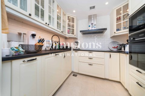 2 bedrooms Apartment in FIVE Palm Jumeirah, UAE No. 208454 18