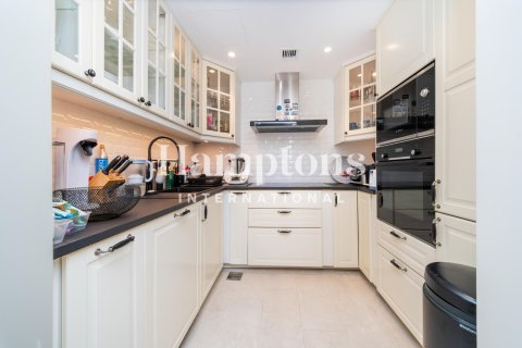 2 bedrooms Apartment in FIVE Palm Jumeirah, UAE No. 208454 16