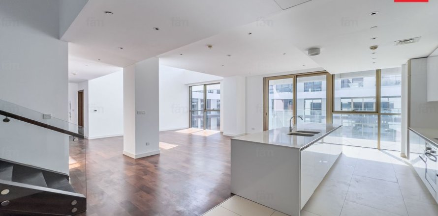 Apartment de 4 dormitorios en City Walk, UAE No. 166642