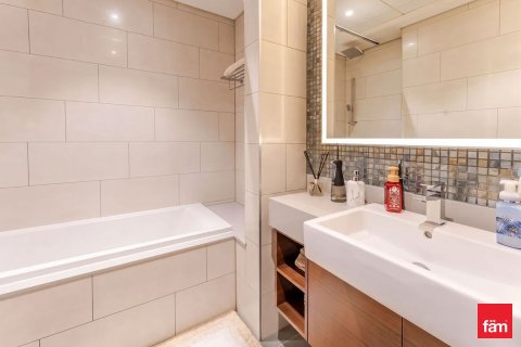 Apartment de 2 dormitorios en Dubai, UAE No. 166639 13