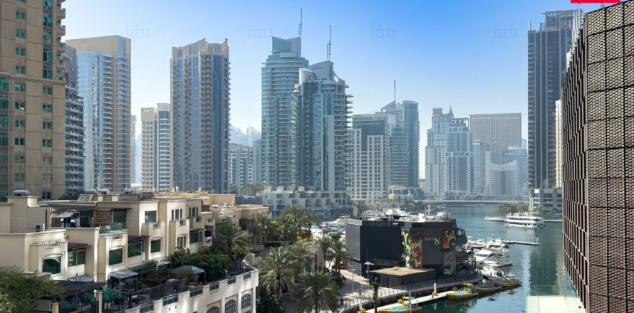 Apartment de 2 dormitorios en Dubai Marina, UAE No. 166643