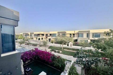 Villa de 4 dormitorios en Dubai Hills Estate, UAE No. 148176