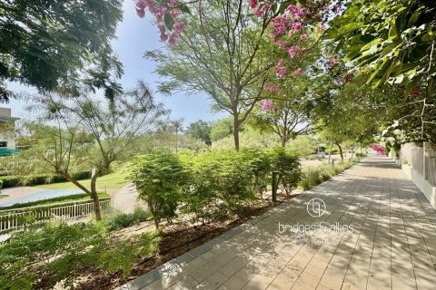 Villa de 4 dormitorios en Dubai Hills Estate, UAE No. 148176 23