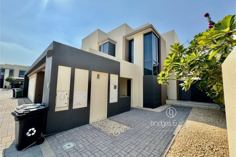 Villa de 4 dormitorios en Dubai Hills Estate, UAE No. 148173 5