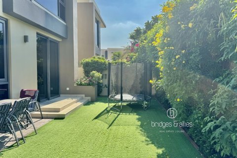 Villa de 4 dormitorios en Dubai Hills Estate, UAE No. 148173 6