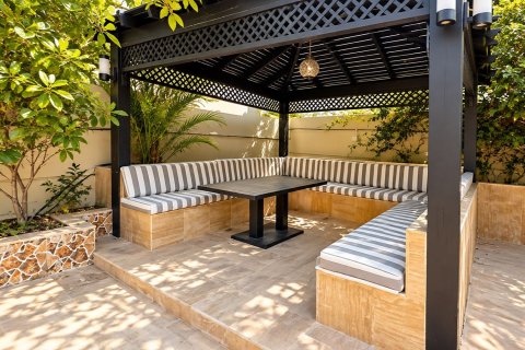 Villa de 5 chambres à Jumeirah Park, UAE No. 208767 20