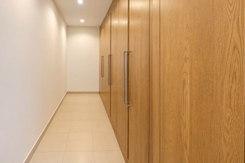 Villa de 5 chambres à Jumeirah Park, UAE No. 208767 15