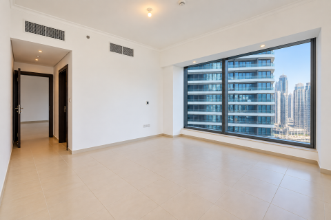 1 bedroom Apartment in Silverene Tower B, UAE No. 208769 5