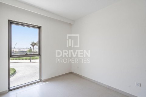 2 bedrooms Apartment in Creek Beach, UAE No. 193231 6