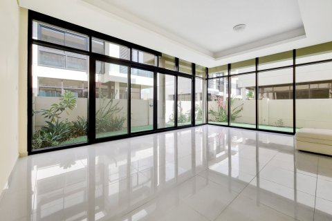 Townhouse de 3 chambres à Rockwood, UAE No. 207564 3