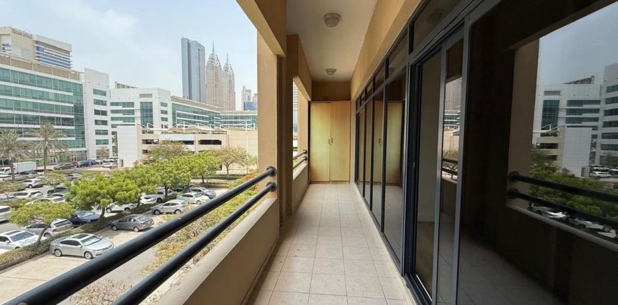 Appartement de 3 chambres à The Views, UAE No. 102566