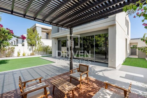 Villa de 4 dormitorios No. 120629 31