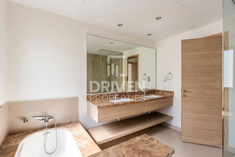 Villa de 4 dormitorios No. 120629 26