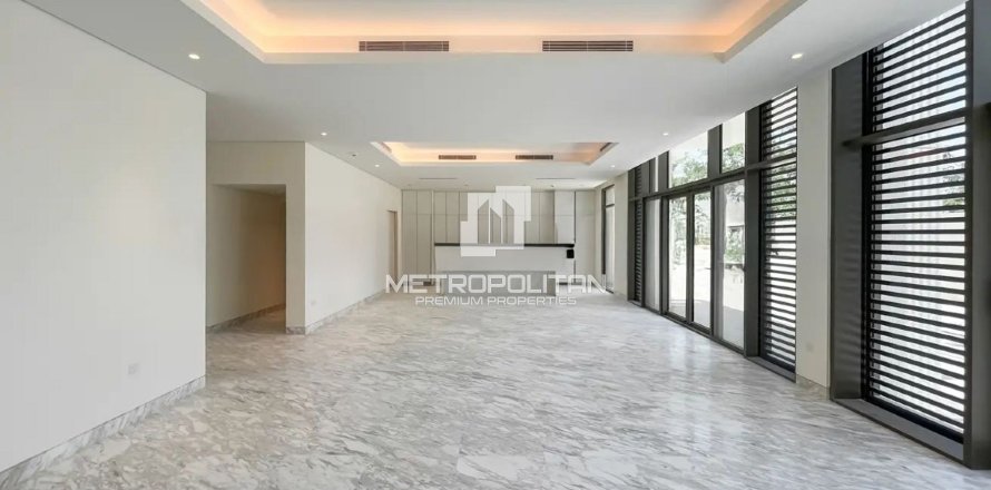 Villa de 5 dormitorios No. 128361