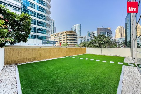 4 غرف نوم شقة  رقم 123412 8