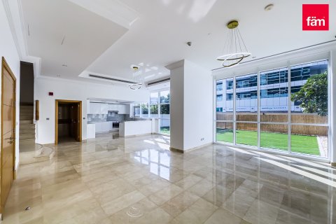 4 غرف نوم شقة  رقم 123412 2