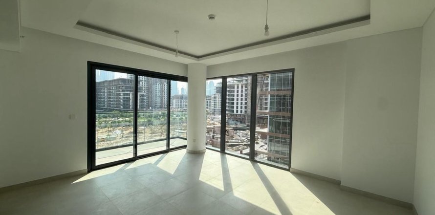 Apartment de 2 dormitorios en Al Wasl, UAE No. 135785
