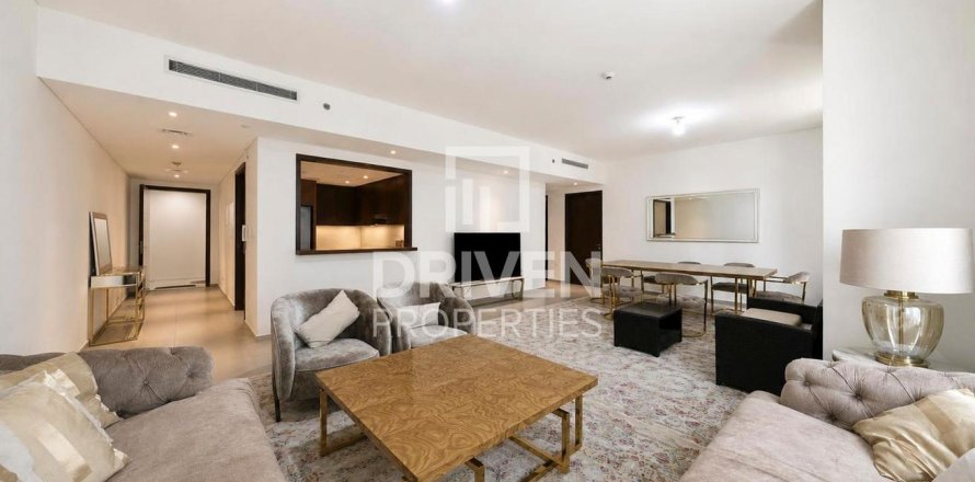 2 bedrooms Apartment in BLVD Heights, UAE No. 190015
