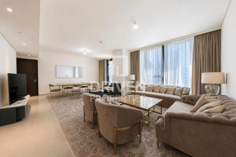 2 bedrooms Apartment in BLVD Heights, UAE No. 190015 3