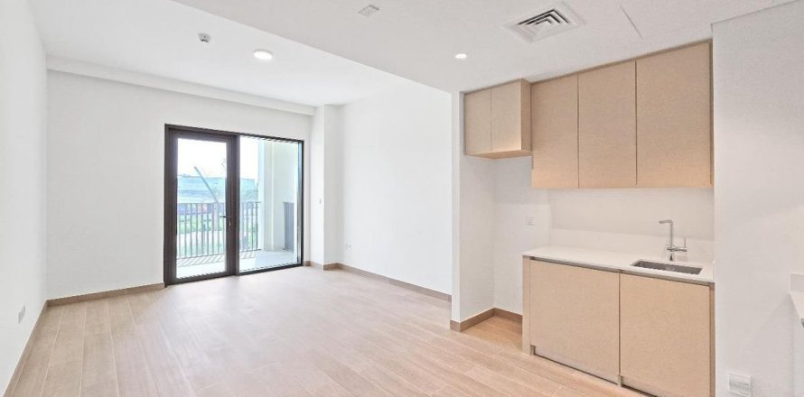 2 bedrooms Apartment in Dubai, UAE No. 165275