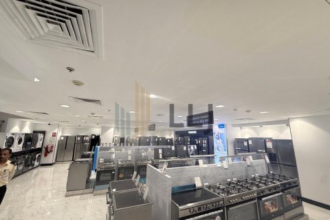 1010مربع، محل تجاري في Hamdan Street, الإمارات العربية المتحدة رقم 102004 26