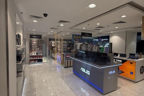 1010مربع، محل تجاري في Hamdan Street, الإمارات العربية المتحدة رقم 102004 5