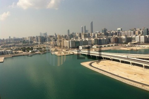 Apartment de 3 dormitorios en Al Reem Island, UAE No. 102026 1