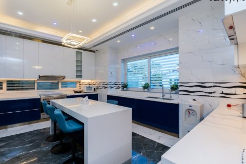 Villa de 5 chambres  No. 111374 24