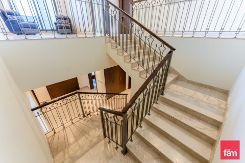 6 bedrooms Villa  No. 111371 12