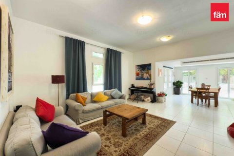 Villa de 3 chambres  No. 111372 3
