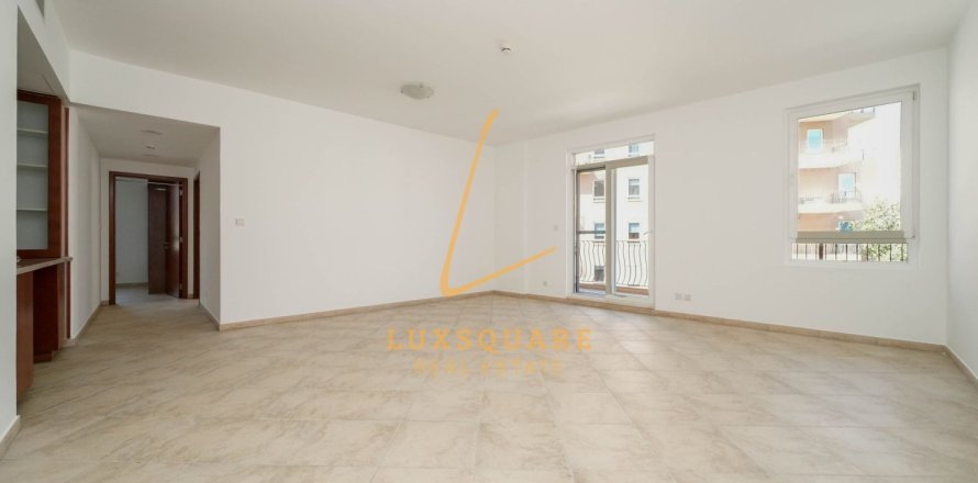 Apartment de 2 dormitorios en Uptown Motor City, UAE No. 143764