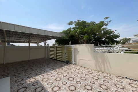 Villa Gemela de 3 dormitorios en Muscat, Oman No. 109220 19