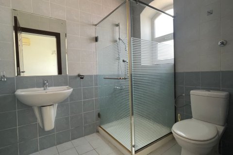 Villa Gemela de 3 dormitorios en Muscat, Oman No. 109220 12