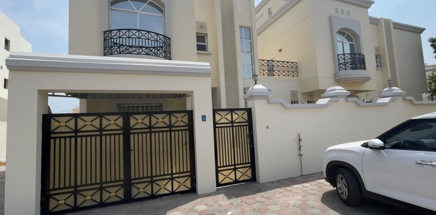 3 غرف نوم تاون هاوس في مسقط , عُمان رقم 109223