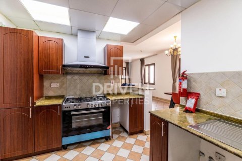 Квартира с 2 спальнями в Dubai Festival City, ОАЭ №193285 11