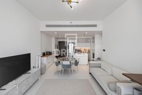 Квартира с 1 спальней в EMAAR Beachfront, ОАЭ №193291 4