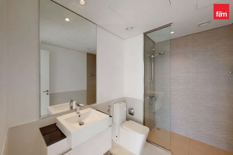 2 bedrooms Apartment in Dubai, UAE No. 203077 12
