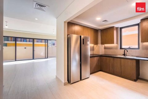 5 bedrooms Townhouse in Dubai, UAE No. 210892 11