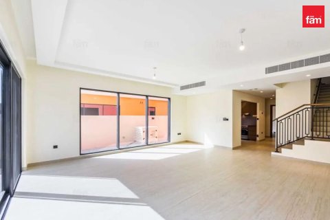 5 bedrooms Townhouse in Dubai, UAE No. 210892 3