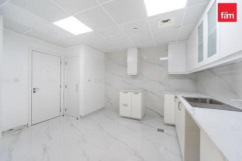 3 bedrooms Apartment in Dubai, UAE No. 210888 11