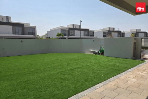4 bedrooms Villa in Dubai, UAE No. 210893 15