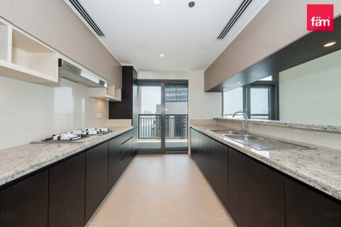 3 bedrooms Apartment in Dubai, UAE No. 198577 7