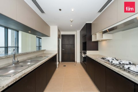 3 bedrooms Apartment in Dubai, UAE No. 198577 6