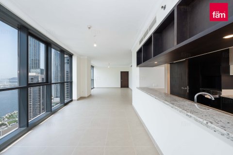 3 bedrooms Apartment in Dubai, UAE No. 198577 5