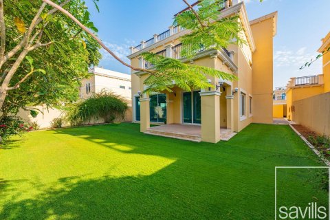 Villa de 4 dormitorios en Jumeirah Park, UAE No. 194577