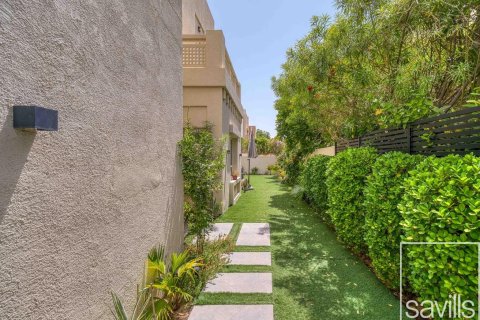 3 bedrooms Villa in The Lakes, UAE No. 194579 3
