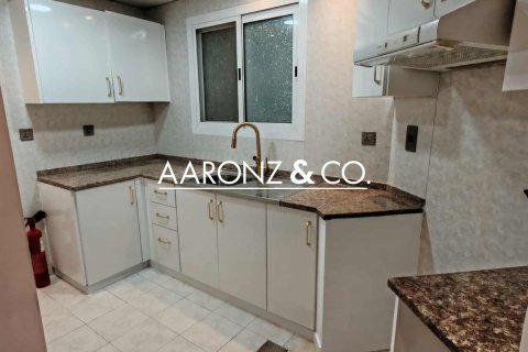 Квартира с 3 спальнями в Джумейра Лейк Тауэрс, ОАЭ №149153 9