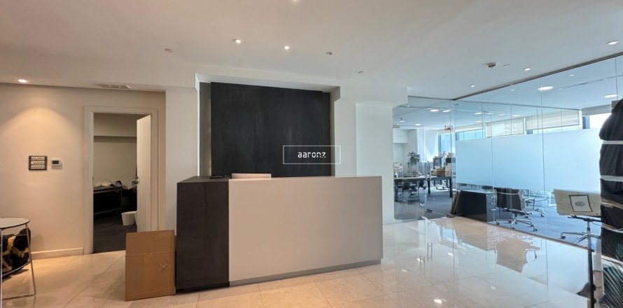 Cafe / restaurant de 672.9m²  No. 109305