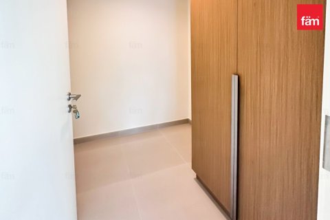 3 bedrooms Apartment in Dubai, UAE No. 167825 10